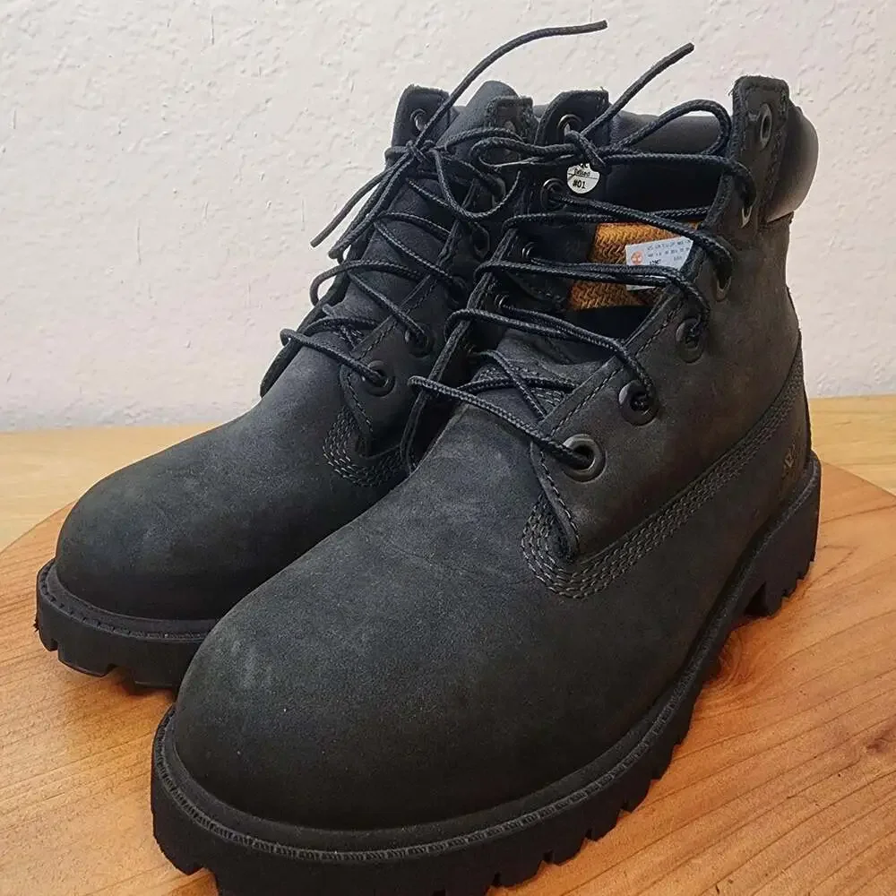 Timberland Boots Kids Size 4M Black Nubuck Insulated Ankle Lace Up 12907